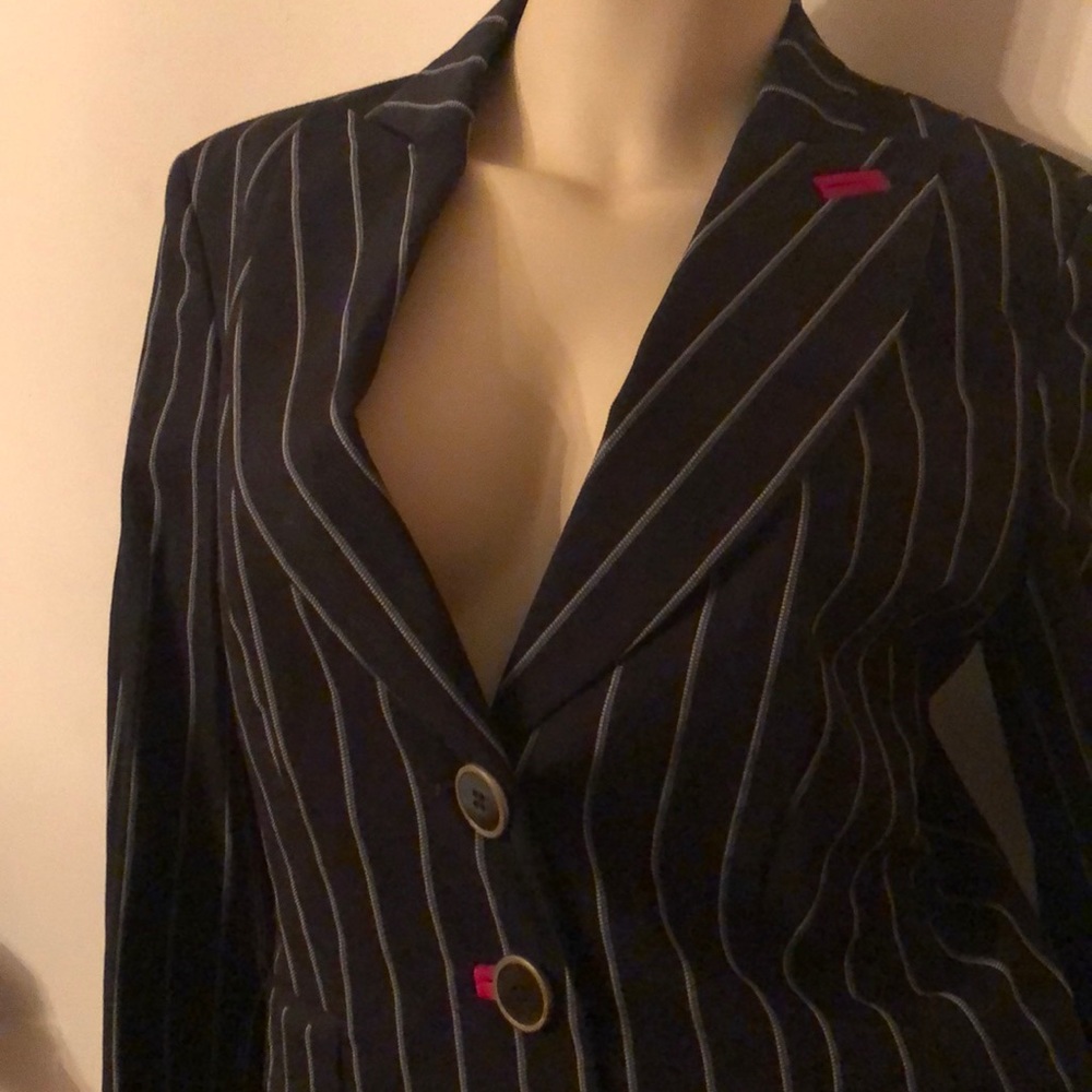 Les Copains sz 42 (11) pin striped suit Black HOT - Picture 3 of 8